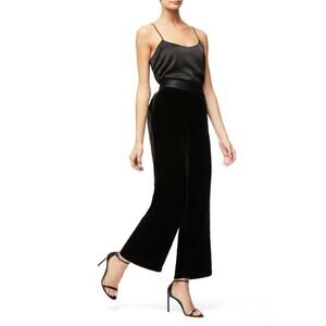Good American The Luxe Velvet Crop Wide Leg Pant